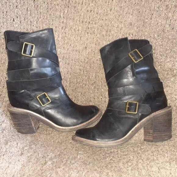 JEFFREY CAMPBELL-Ibiza-France II Booties-Black Leather-Moto-Straps-8.5-Excellent - Picture 1 of 6